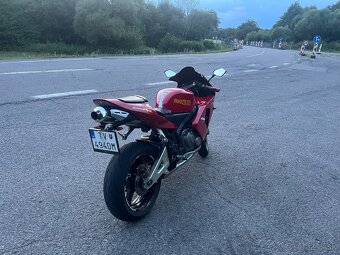 honda cbr 600rr - 7