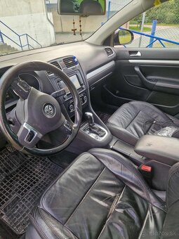 Predám Volkswagen Golf VI 2012 2.0TDI Highline DSG - 7
