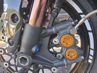 Suzuki GSXR 1000 - 7