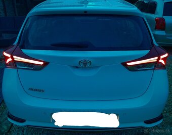 Toyota Auris 1,6 benzin, kup SR-2018,slusna vybava - 7