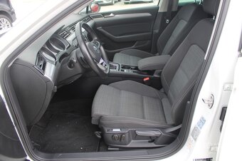 Volkswagen Passat Variant 2,0 TDi DSG 140 kW BUSINESS 4MOTIO - 7