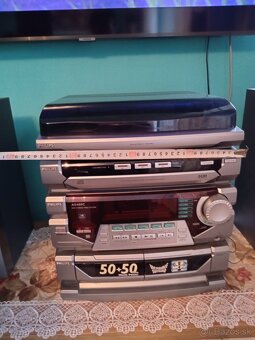 Predám veľkú hifi vežu Philips cena 80 eur. - 7