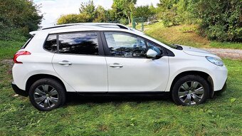 Peugeot 2008 1.2 benzín - 7