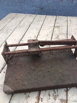 REZACKA STARA NA OBKLAD - 7