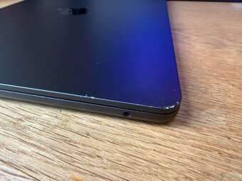 MacBook Air m2 8/256 SK - 7