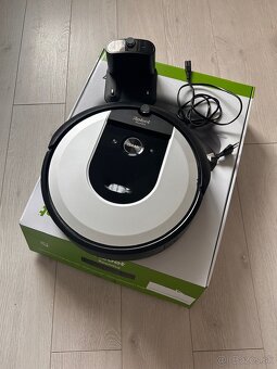 Predám vysávač iRobot Roomba i7 - 7