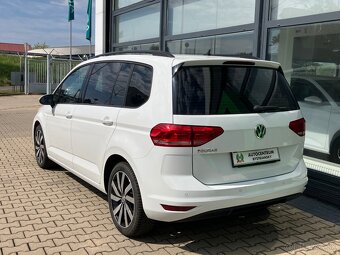 Volkswagen Touran 1.6 TDI 115k Comfortline DSG r. 2018 - 7