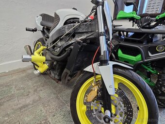 STUNT Honda CBR600 - 7