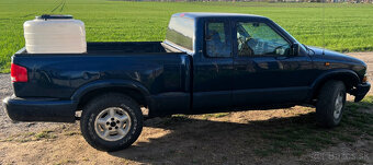 Chevrolet S10 pick-up - 7