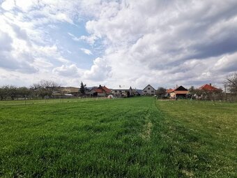 DOČASNE ZNÍŽENÁ CENA - predaj krásny stavebný pozemok,ČEREŇA - 7