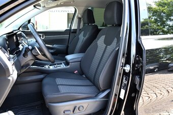 Kia Sorento 1.6 T-GDI HYBRID 4X4 AUTOMAT 7_MIESTNE SR 2021 - 7
