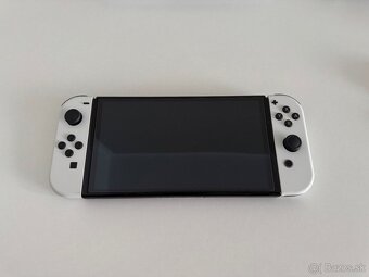 Predám Nintendo Switch OLED + príslušenstvo - 7