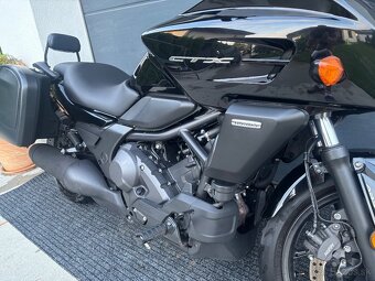 Honda CTX 700 ABS - 7