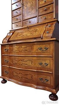 Starožitný nabytok - 7