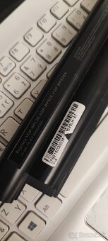 Sony vayo SVE 1512E6EW - 7