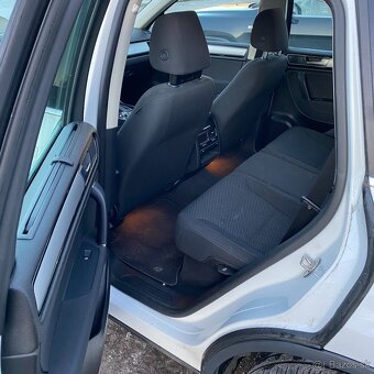 VW Touareg 2017 193kW - odpocet DPH, 212 tis. km - 7