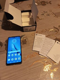 Mobilný telefón Motorola - 7