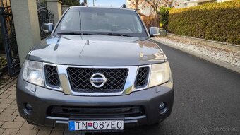 Nissan Pathfinder 3.0 diesel 170kW - 7