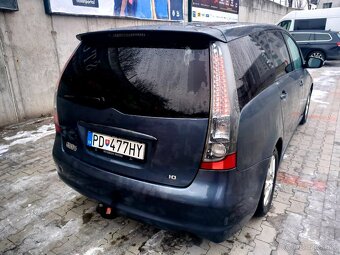 Mitsubishi Grandis - 7