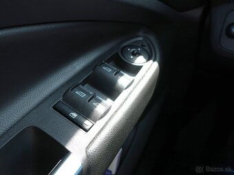 Ford Kuga 1.5EB 110kW TITANIUM TAŽNÉ 1MAJITEL ČR - 7