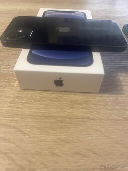 Apple iPhone 12 / 64GB Black / TOP stav - 7