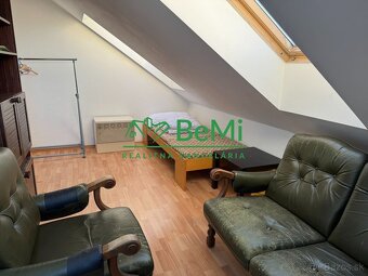 Zdieľaný prenájom mezonetového bytu v centre Námestova - Izb - 7