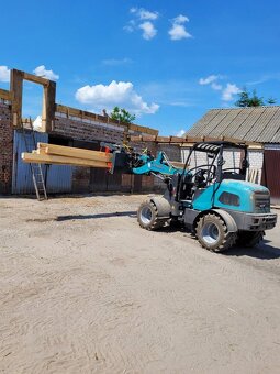 nakladač, kloubák, motor 50 Hp Kubota, 4 válce, - 7