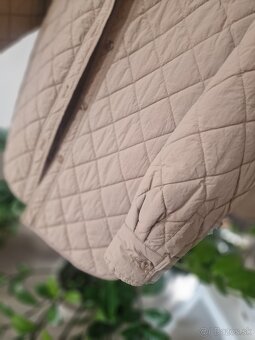 Prechodná bunda zn. Reserved - 7