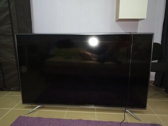 Hisense 65" 4K UHD - 7
