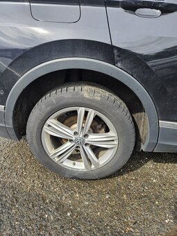 VW TIGUAN ALLSPACE 07/2019 2.0TDI 140KW HIGHLINE 4X4 7 MIEST - 7