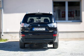 Mitsubishi Outlander - 7