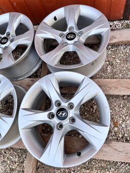 5x114,3 R16 originál alu disky Hyundai i40 - ET 40 - 7