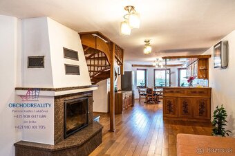 Rodinný dom s bazénom, relax zónou neďaleko Šíravy - 7