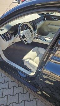 Volvo V60 Cross Country - 7