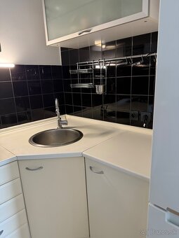 Na predaj 2 izbový byt vo Vrakune - 7