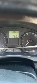 Škoda Fabia 2 51kW 1.2 (2010) - 7