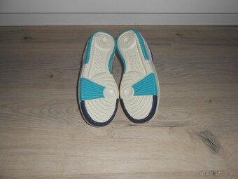 Predam nove damske original tenisky znacky NIKE GAMMA FORCE - 7