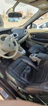 Renault Grand Scenik - 7