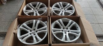 VW Savannah R19 5x112 9J ET33 - 7