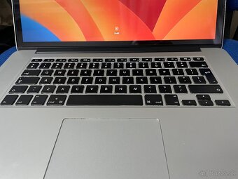 MacBook Pro 15" Mid 2015 i7 2.2GHz/16GB/128GB - 7