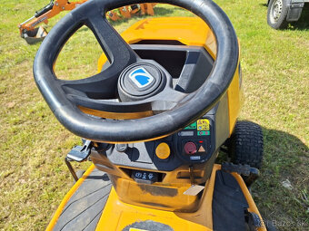 Predám traktorovú kosačku, záhradný traktor Cub Cadet xt2 - 7
