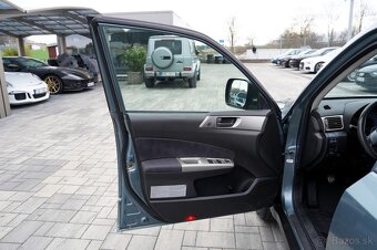 Subaru Forester 2.0i 4x4 - 7