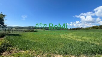Rovinaté pozemky 7700m2 Sása, Zvolen - 7