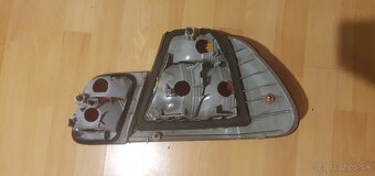 Originál BMW E46 sedan zadné svetlá - 7