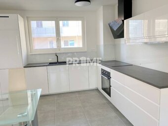 MODERNÝ 2i byt, NOVOSTAVBA, BALKÓN, LOGGIA,PARKING,KLÍMA, Be - 7