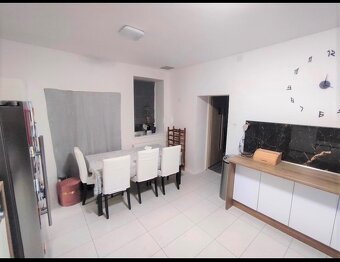 Gazdovský dom s pekným pozemkom Veľká Ida - 7