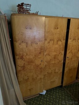 Starožitný spálňový set - 7