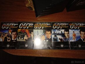 predám komplet DVD James BOND - 25 kusov - 7