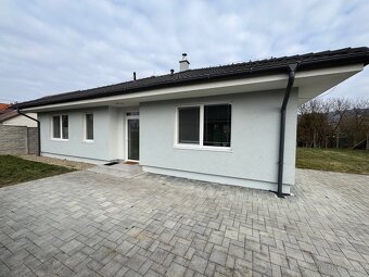 Moderný 4-izb. bungalov len 4 km od mesta - 7