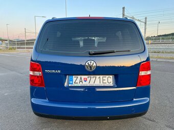 VW Touran 1.9 TDI DSG - 7